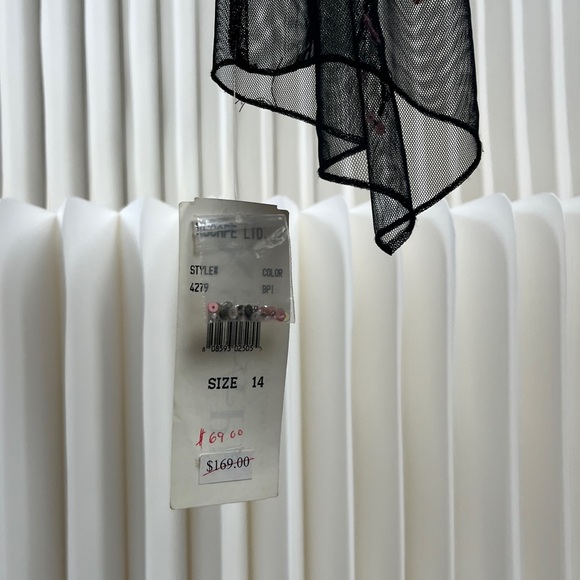 Elegant Formal Floral Embroidered Black Mesh Top with Boning - Picture 9 of 14